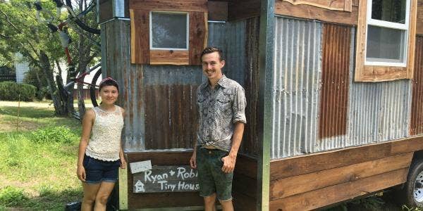 This Is How People Living In Tiny Houses Actually Have Sex